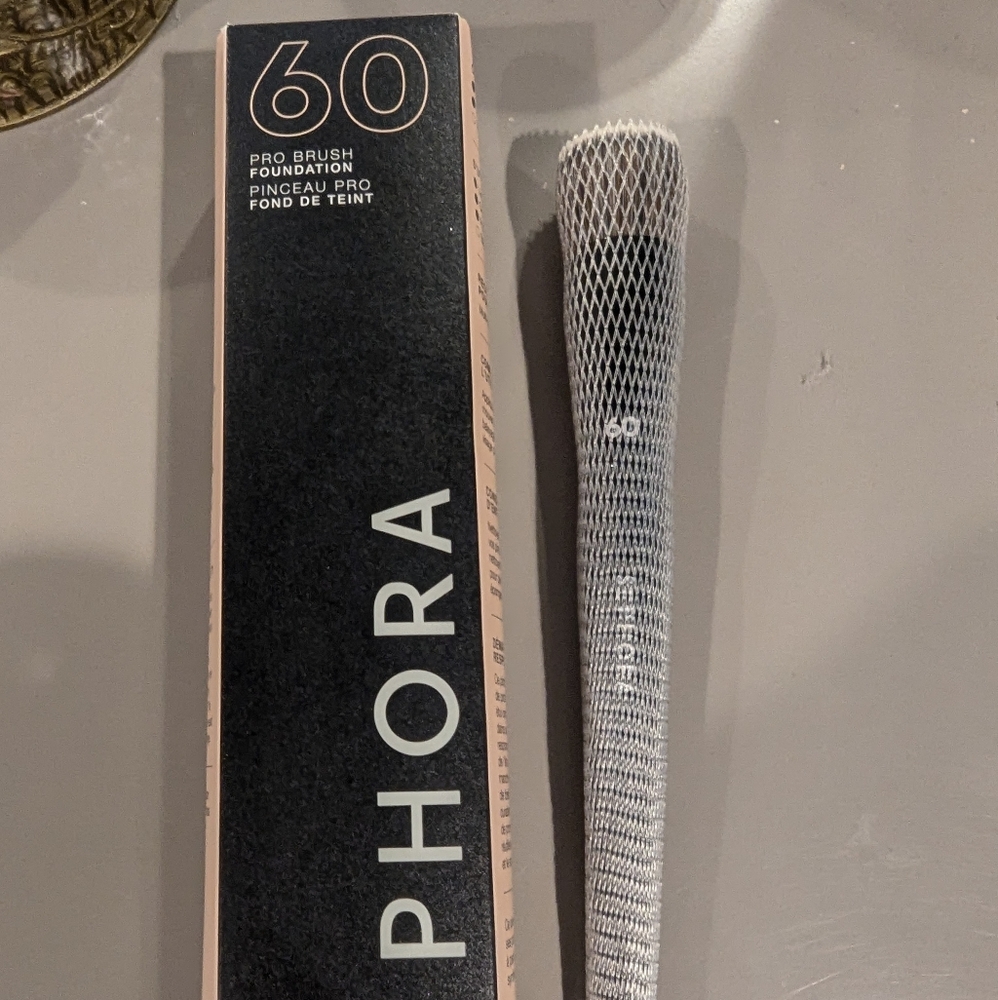 Sephora Pro Foundation Brush 60